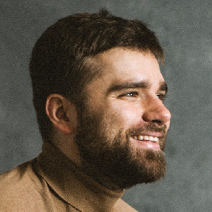Denis Dubovik