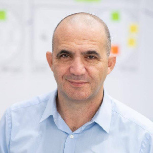 Dr. Eyal Pinko